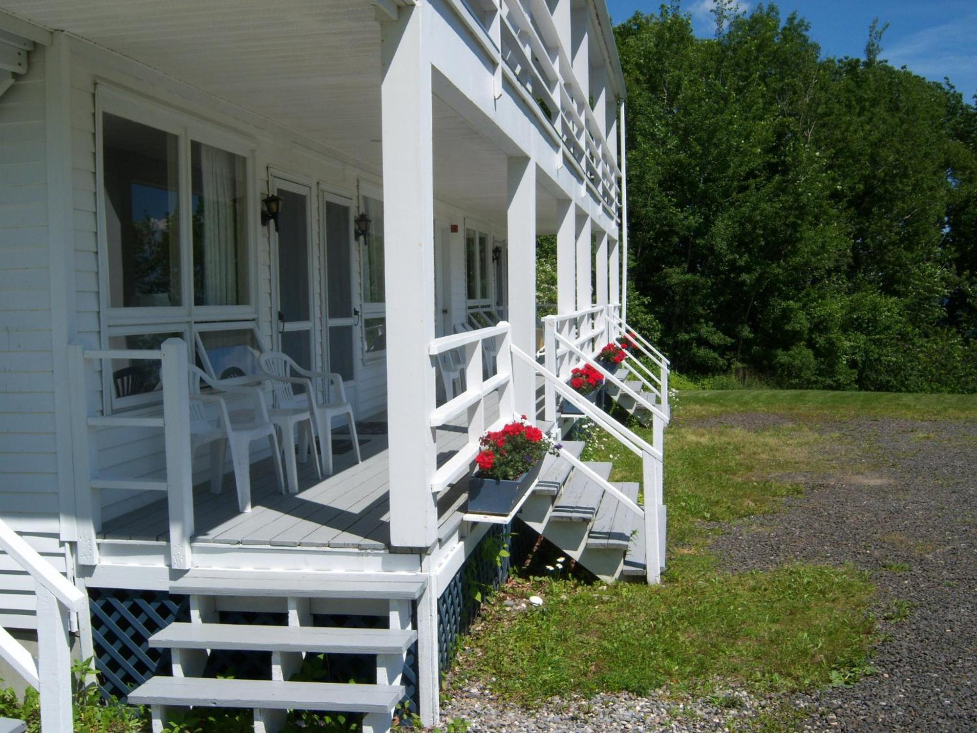 קמדן High Tide Inn On The Ocean, Motel And Cottages מראה חיצוני תמונה